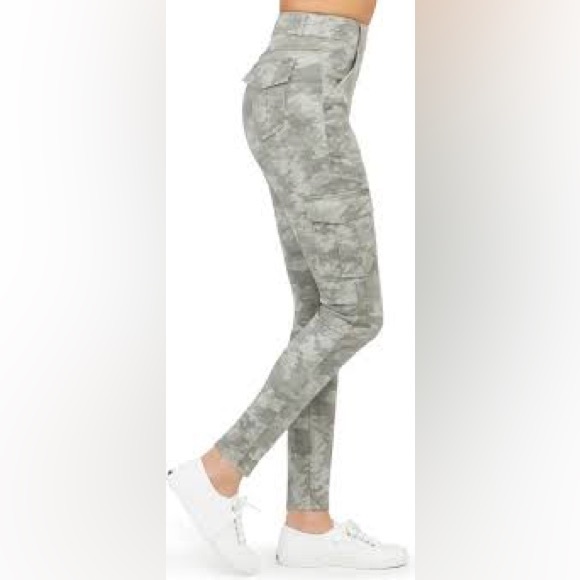 NWT! Spanx XS, XSP, SP 20311Q Stretch Twill Ankle Cargo Pant, stone wash camo - Picture 5 of 15